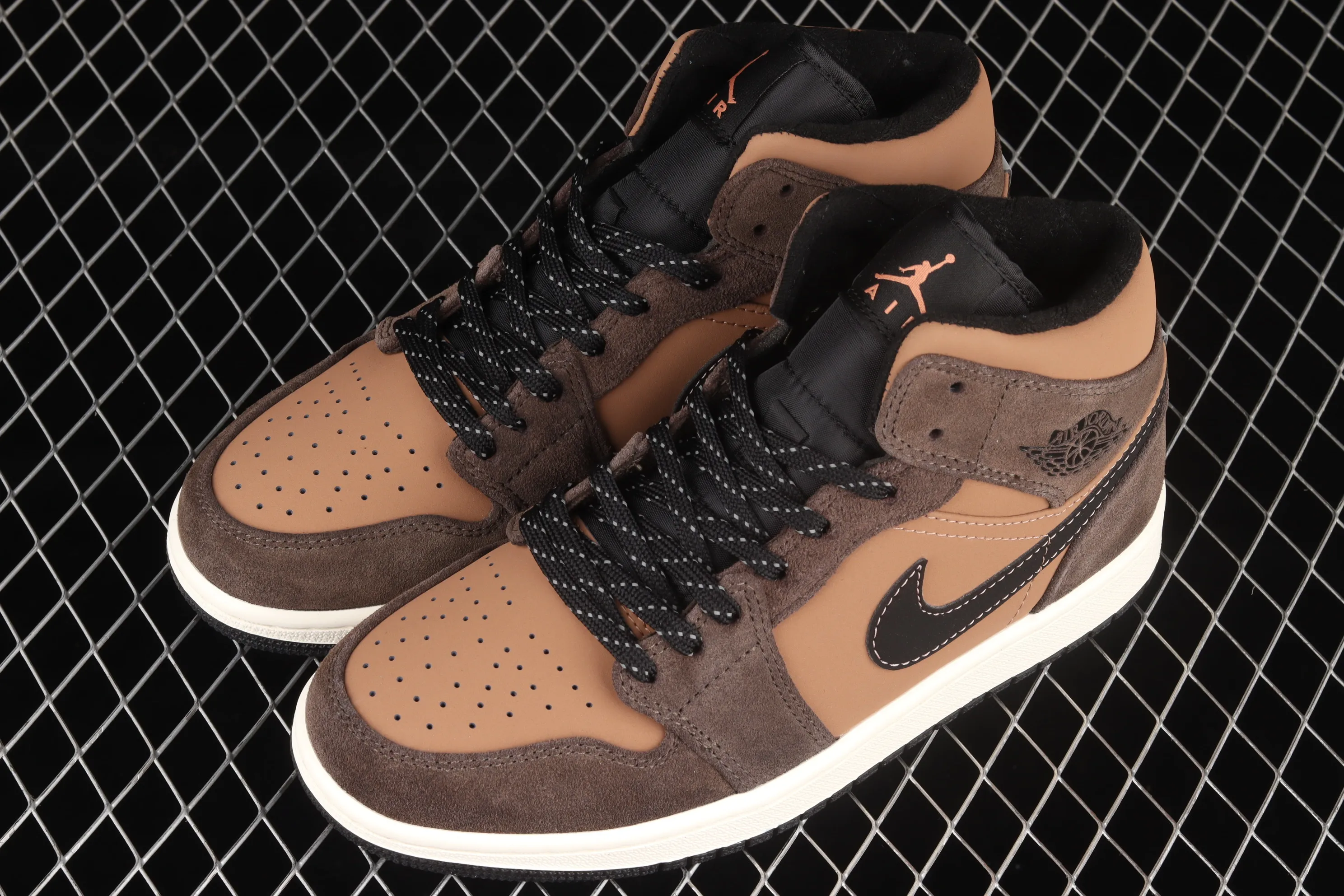 All categories Air Jordan Jordan series basketball shoes Air Jordan 1 Mid Air Jordan 1 Mid AJ1 Joe 1 chocolate brown mid-top cultural basketball shoes DC7294-200